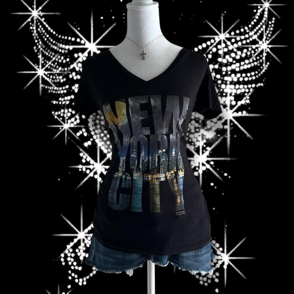 “NEW YORK CITY” graphic v-neck black skinny slim baby tee